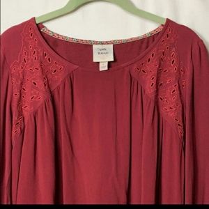 Knox Rose Tunic high hem low hem top.